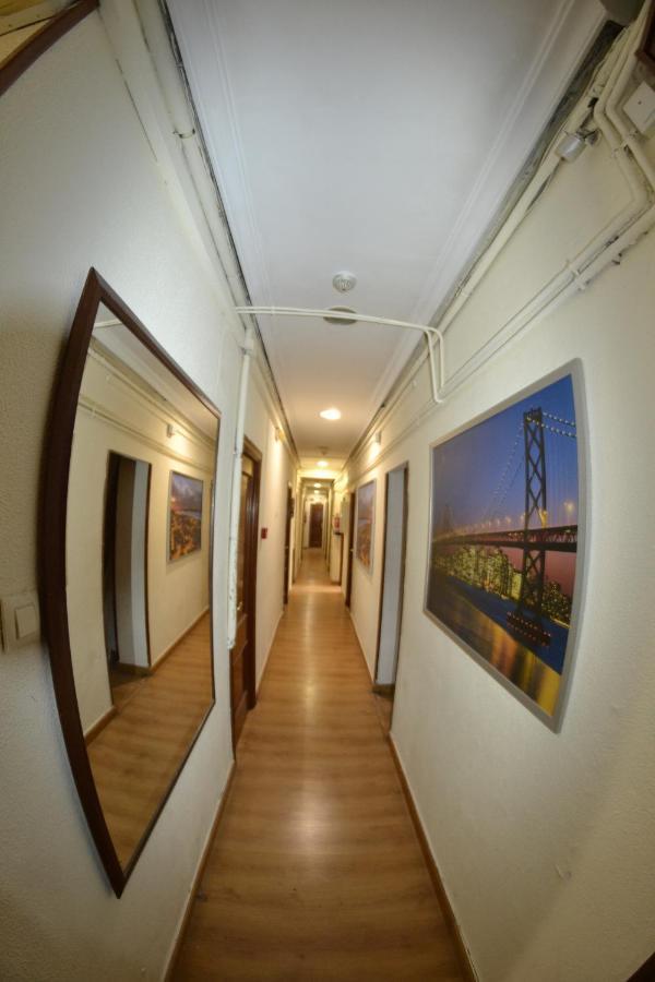 Rosales Residences Мадрид Екстер'єр фото